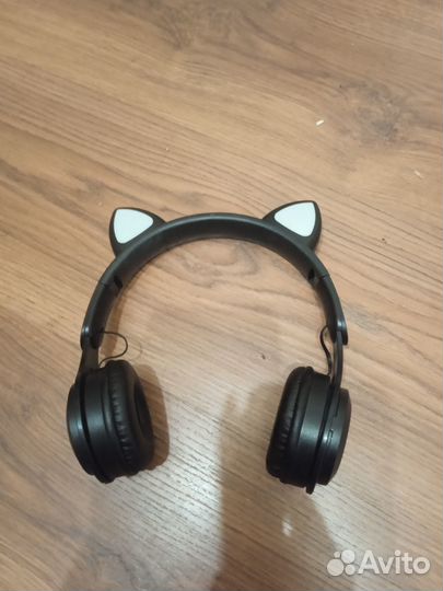 Наушники с кошачьими ушками