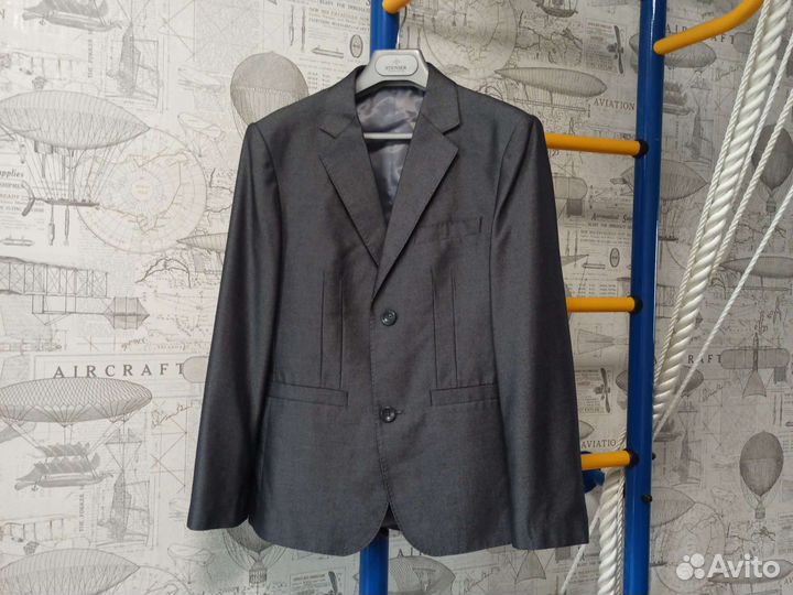 Пиджак и жилет серый по