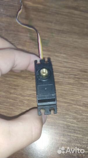 Сервоприводдля машины на пульте управления