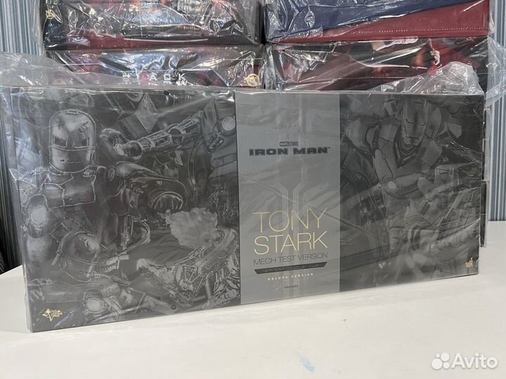 Hot toys MMS582 Iron Man Tony Stark Deluxe