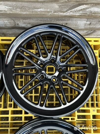 Копия Vossen 18x8 5x114.3 et35 d73.1