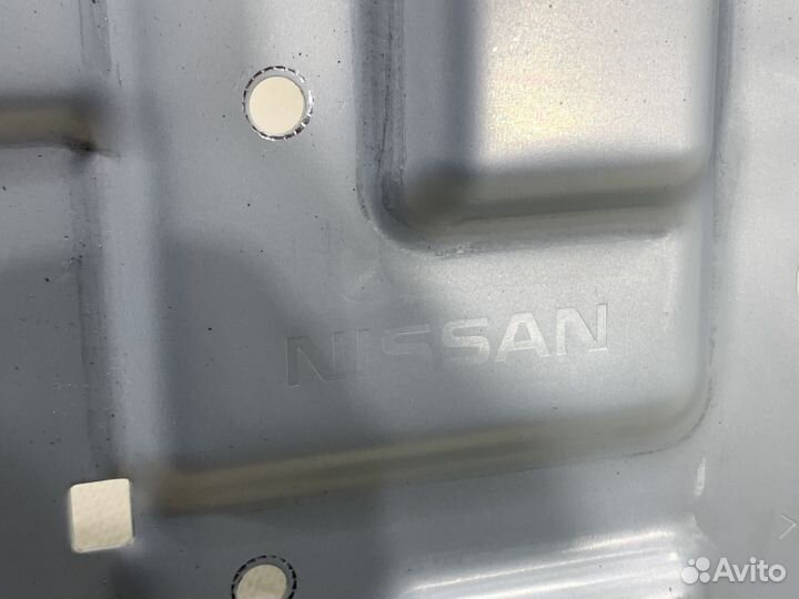 Панель пола багажника Nissan Murano Z52