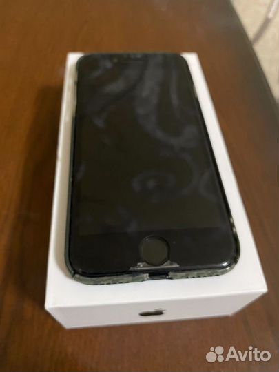 Телефон iPhone 7 128gb