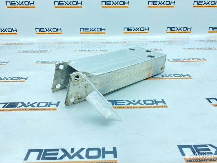 Кронштейн усилителя бампера передний левый