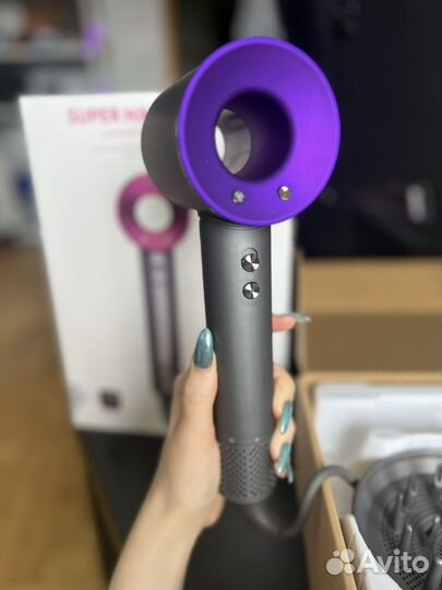 Фен Dyson новый