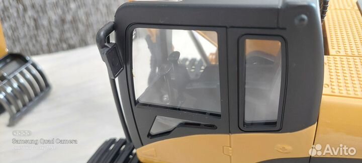 Радиоуправляемый экскаватор HUI NA toys 1/14