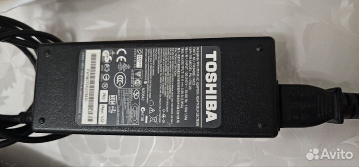 Ноутбук toshiba satellite u300-111 и подставка