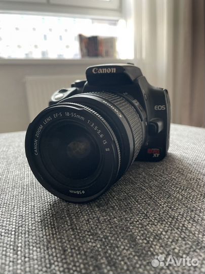 Зеркальный фотоаппарат