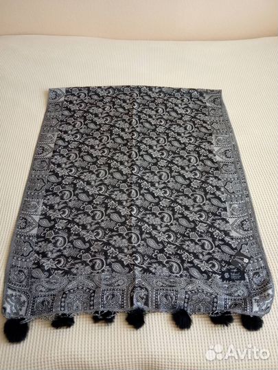 Палантин жен. новый 175*70