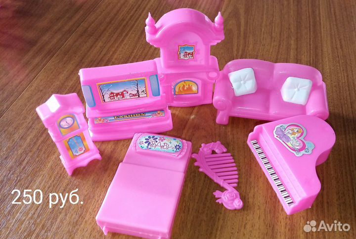 Наборы мебели и посудки