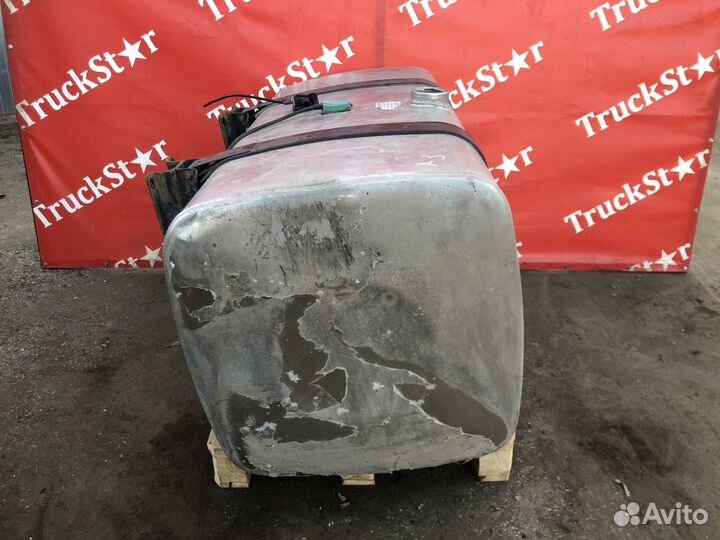 Бак топливный 650L