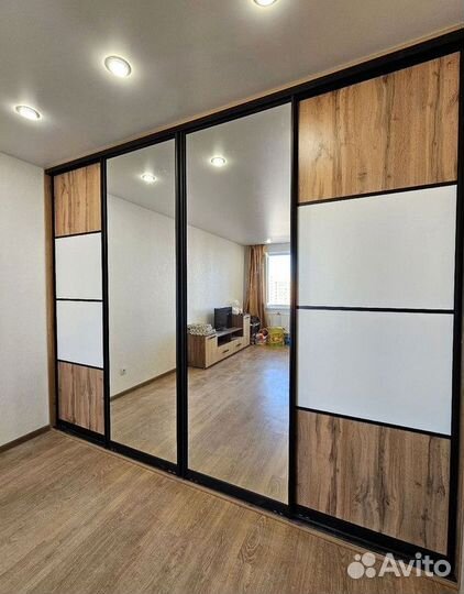 Большой шкаф купе