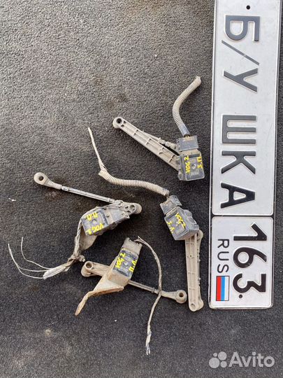 Датчик положения кузова Range Rover 3 vogue