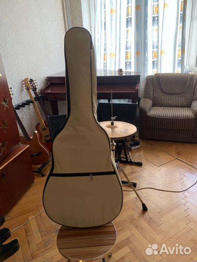 Чехлы для акустической гитары