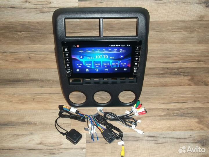 Магнитола LADA Niva Legend Android с крутилками