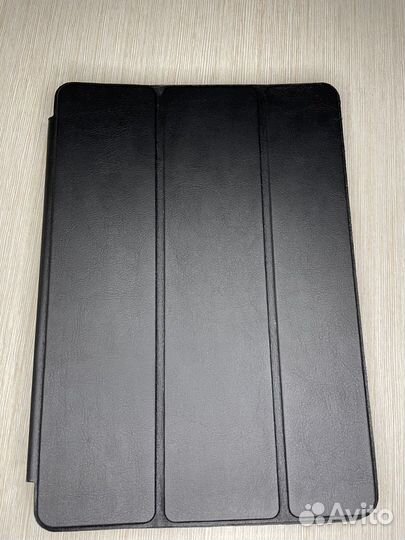 Чехол на iPad