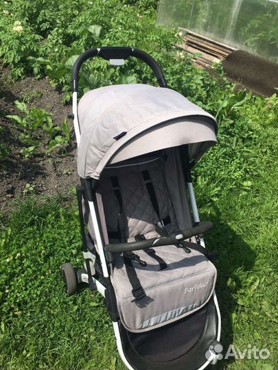 Прогулочная коляска