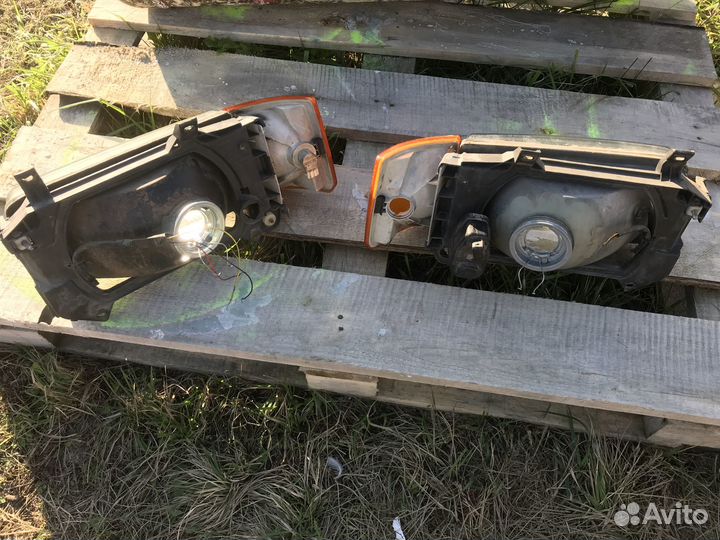 Фары фольцвайген транспортёр 2 шт