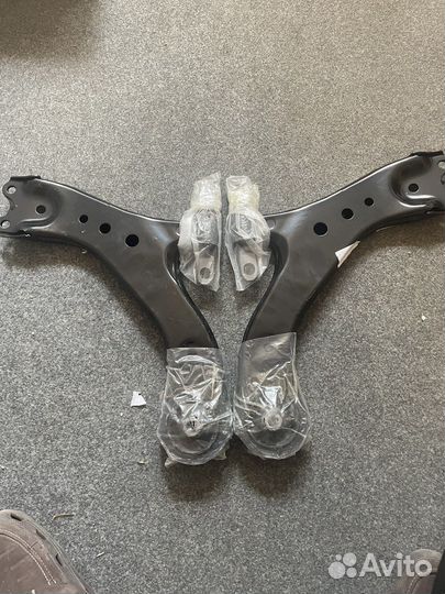 Рычаг передний Toyota 4806933090