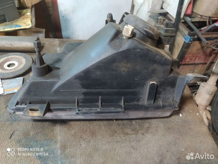 Фара правая Ford Transit