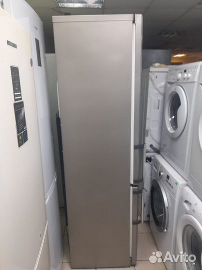 Холодильник Ariston Hotpoint