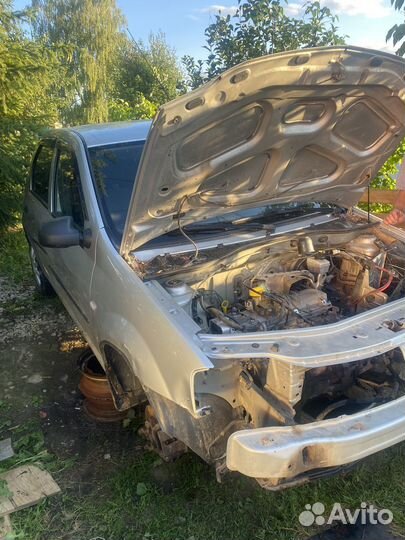 Логан 1 под разбор,списан