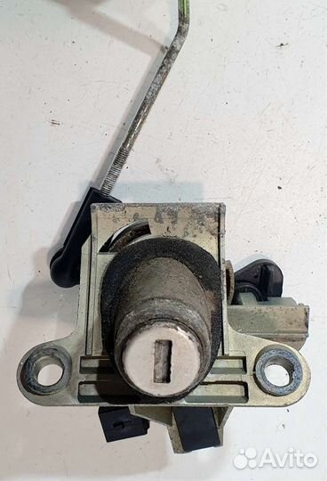 Замок багажника Audi A4 B5 седан