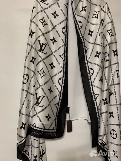 Палантин louis vuitton шелковый