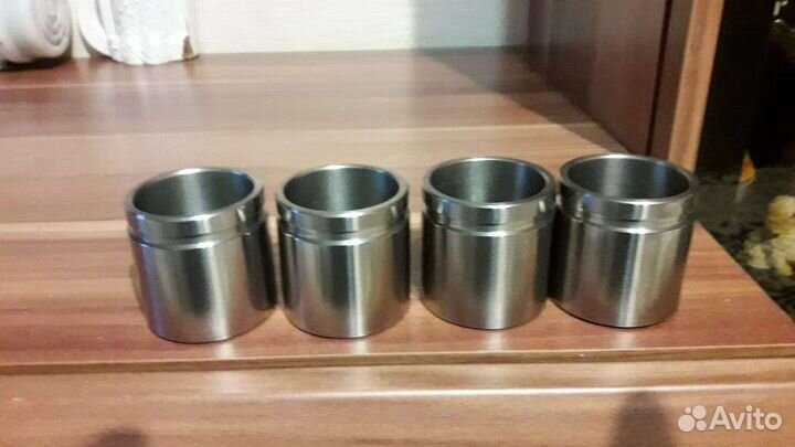 Поршни и направляющие суппортов Nissan Patrol Y61