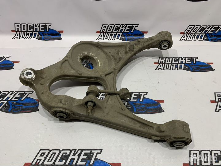 Рычаг задний нижний левый Jeep Grand Cherokee WK2