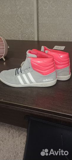 Кросовки осенние adidas