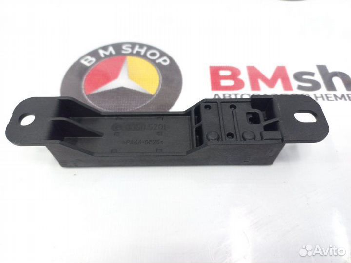 Антенна задняя левая Mercedes-Benz C220D W205