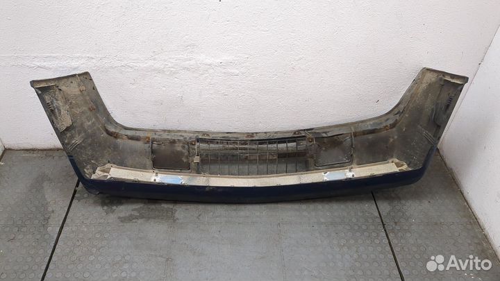 Бампер передний Volvo 940