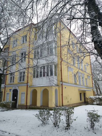 2-к. квартира, 54 м², 4/4 эт.