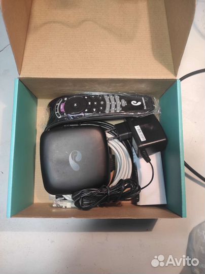 Тв приставка Ростелеком Wink Hybroad Z123