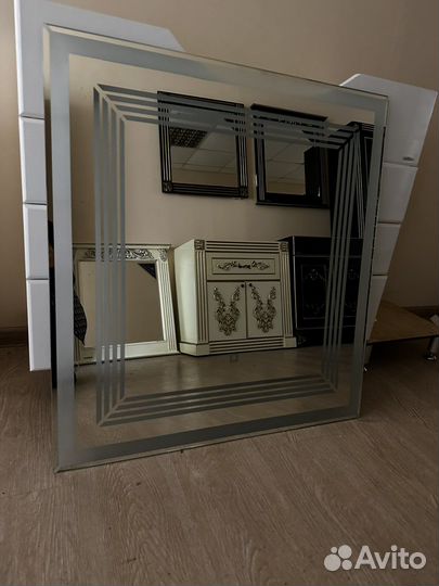 Зеркало с подсветкой в ванную