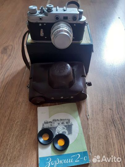 Пленочный фотоаппарат