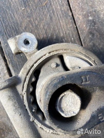 Подушка двигателя задняя Nissan Teana J32