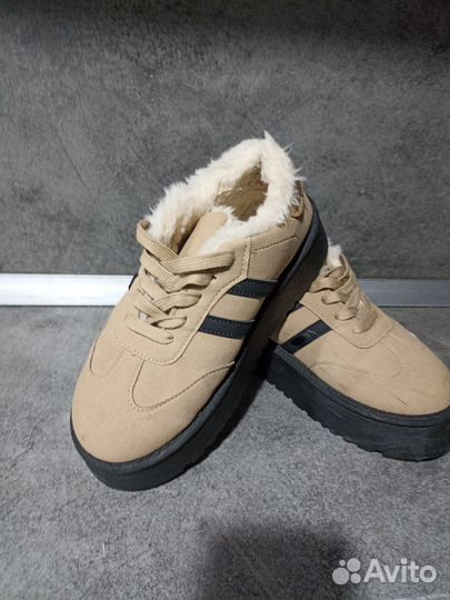 Кроссовки зимние женские 37 р