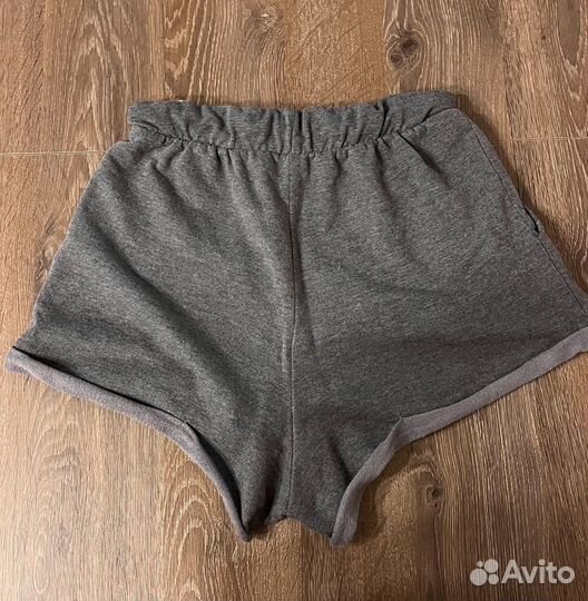 Шорты женские