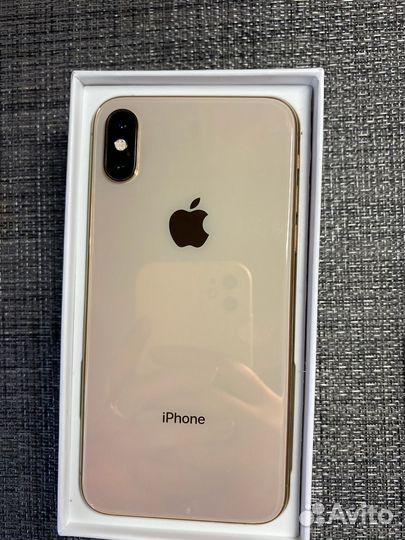 iPhone Xs, 256 ГБ