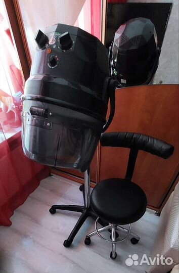 Стул для мастера б/у