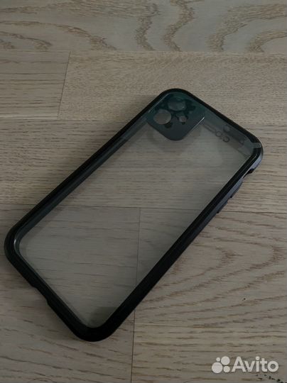 Чехол на iPhone 11