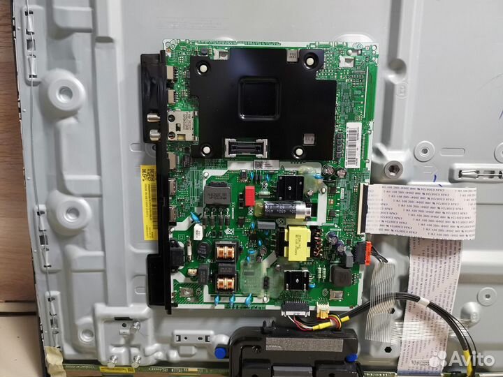 Телевизор Samsung UE43TU7090 (По запчастям)