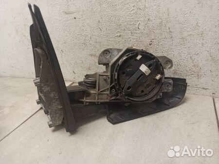 Зеркало правое