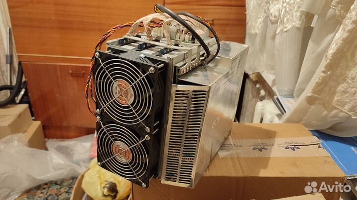 Asic майнер