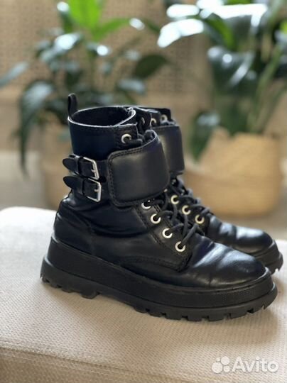 Демисезнные ботинки zara
