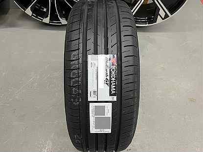 Yokohama BluEarth-GT AE-51 215/55 R17 94W