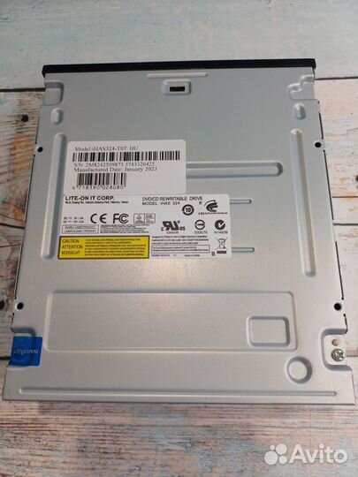 Оптический привод DVD-RW Lite-On ihas324, внутренн