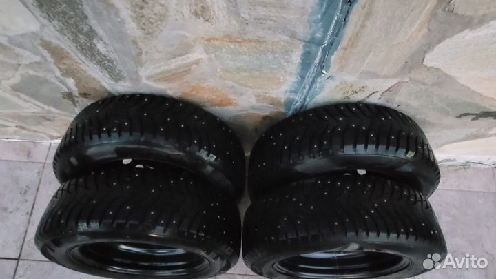 Колеса зимние в сборе r15 4шт